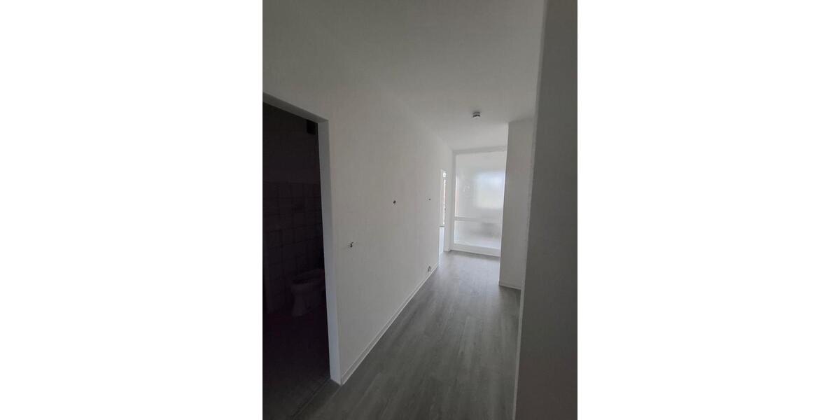 Etagenwohnung Garbsen - 3 Zimmer, 72 m&sup2;, 685&euro; | Angebot:25988179