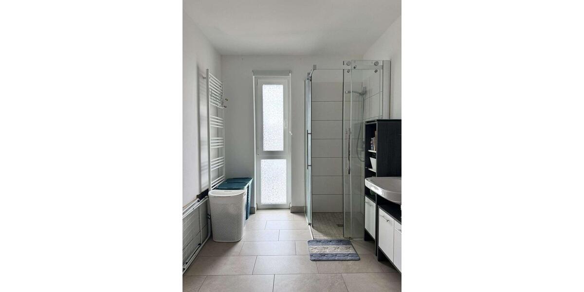 Etagenwohnung Laatzen - 3 Zimmer, 105 m&sup2;, 1.241&euro; | Angebot:25340514