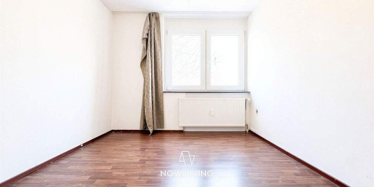 Etagenwohnung Sarstedt - 4 Zimmer, 95 m&sup2;, 160.000&euro; | Angebot:25671360