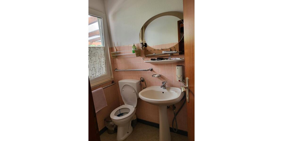 Bungalow Burgdorf - 6 Zimmer, 155 m&sup2;, 1.350&euro; | Angebot:24842683